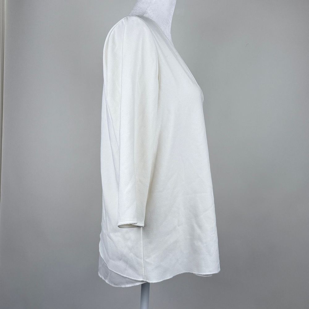 Cooper & Ella White Lined V-Neck 3/4 Sleeve Split Back Blouse Top Small - Picture 9 of 10